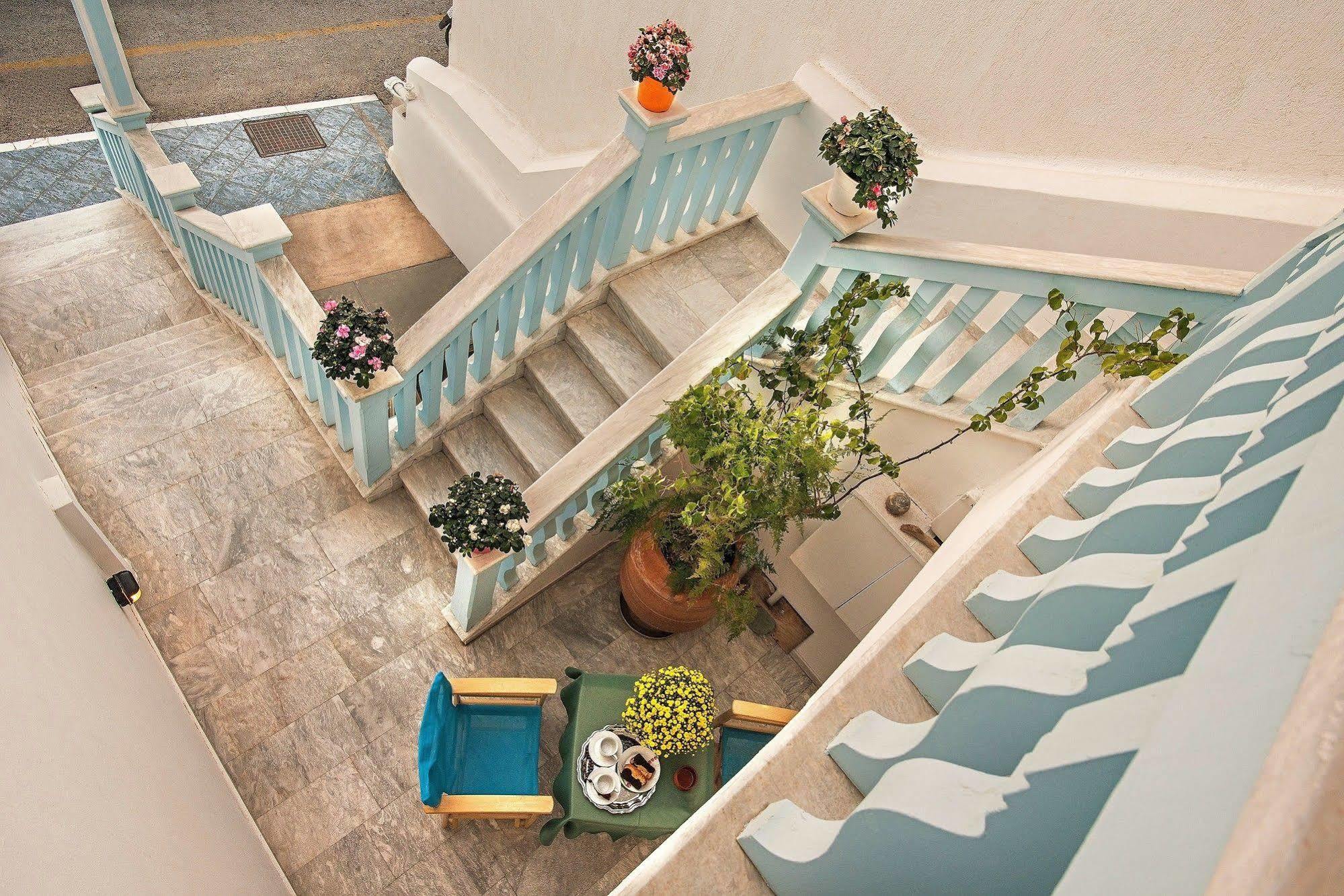 Hotel Dionysis Studios Adamantas  Екстериор снимка